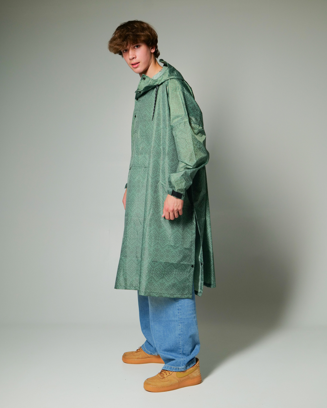 Raincoat Tradition