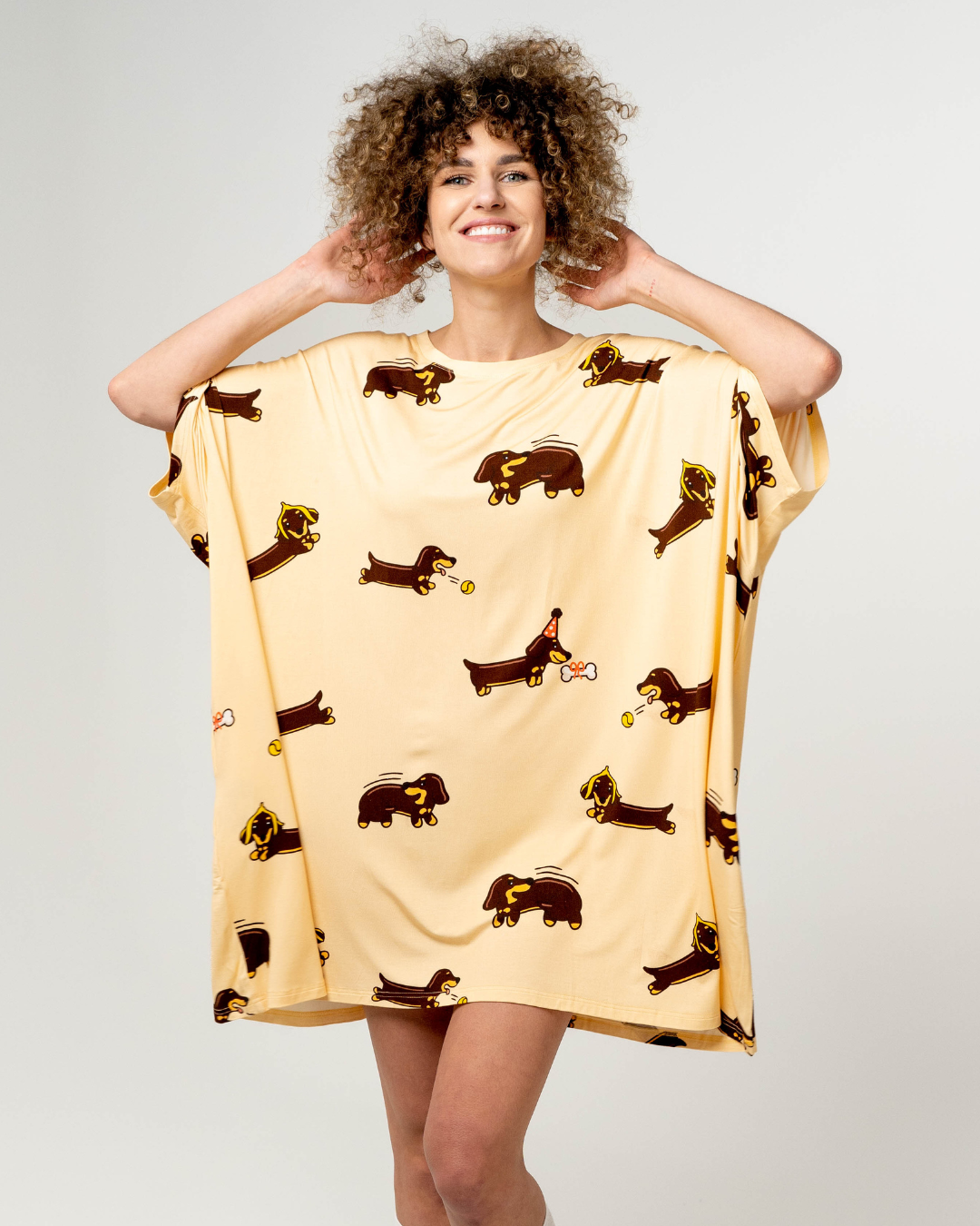 Sleep Tee Playful Dog
